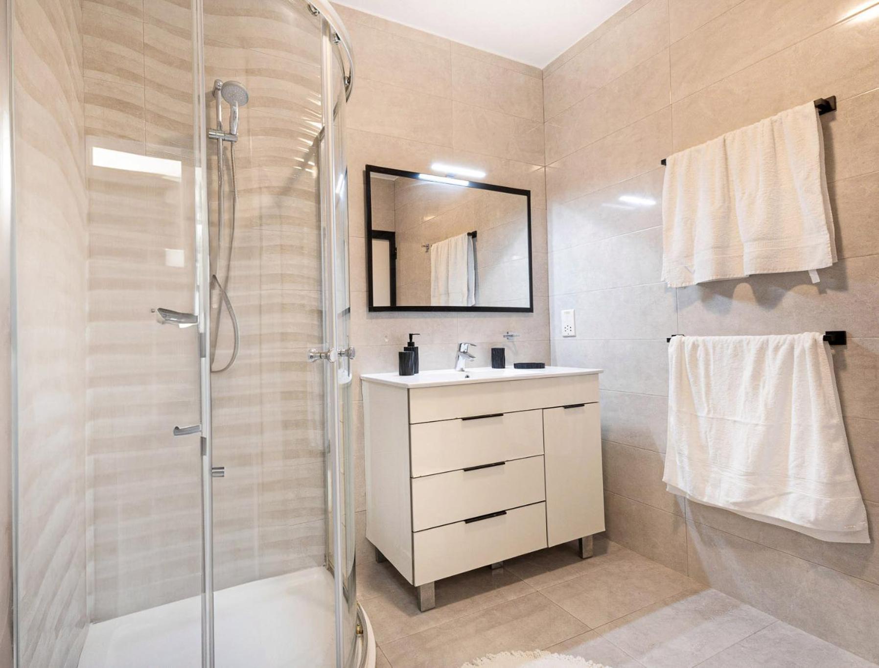 Spacious 2Br Penthouse With A Large Front-Terrace - Close To Bugibba Perched Beach St. Paul's Bay Exteriér fotografie